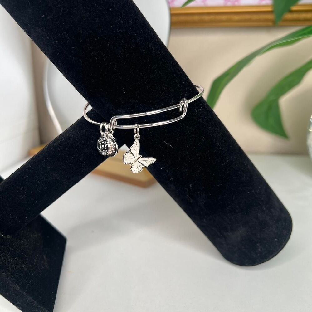 butterfly charm silver bracelet one